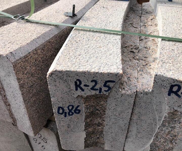 Бортовой камень ГК-2,5 (радиус 2,5 м)